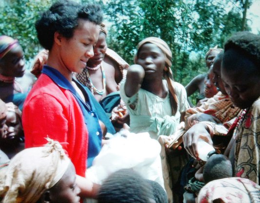 2. Alice dans la clinique de la jungle_alex