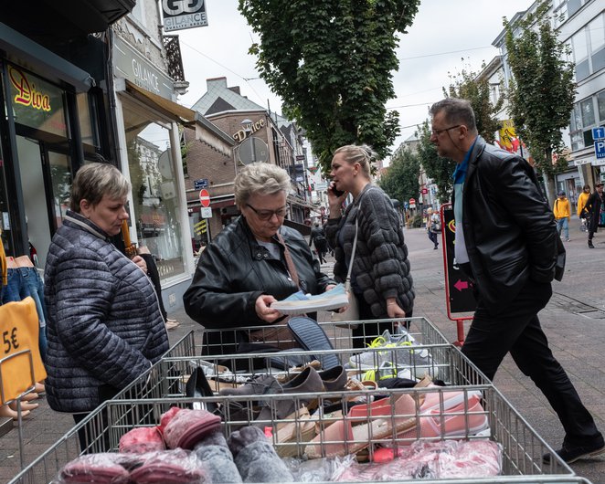 Marché_Brocante_LL.JPG