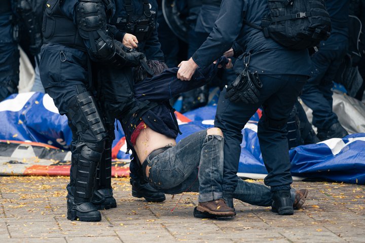 Violence_policiere-4