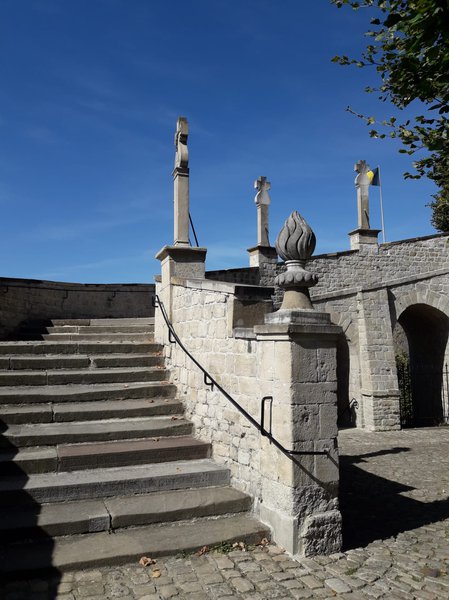 Arlon